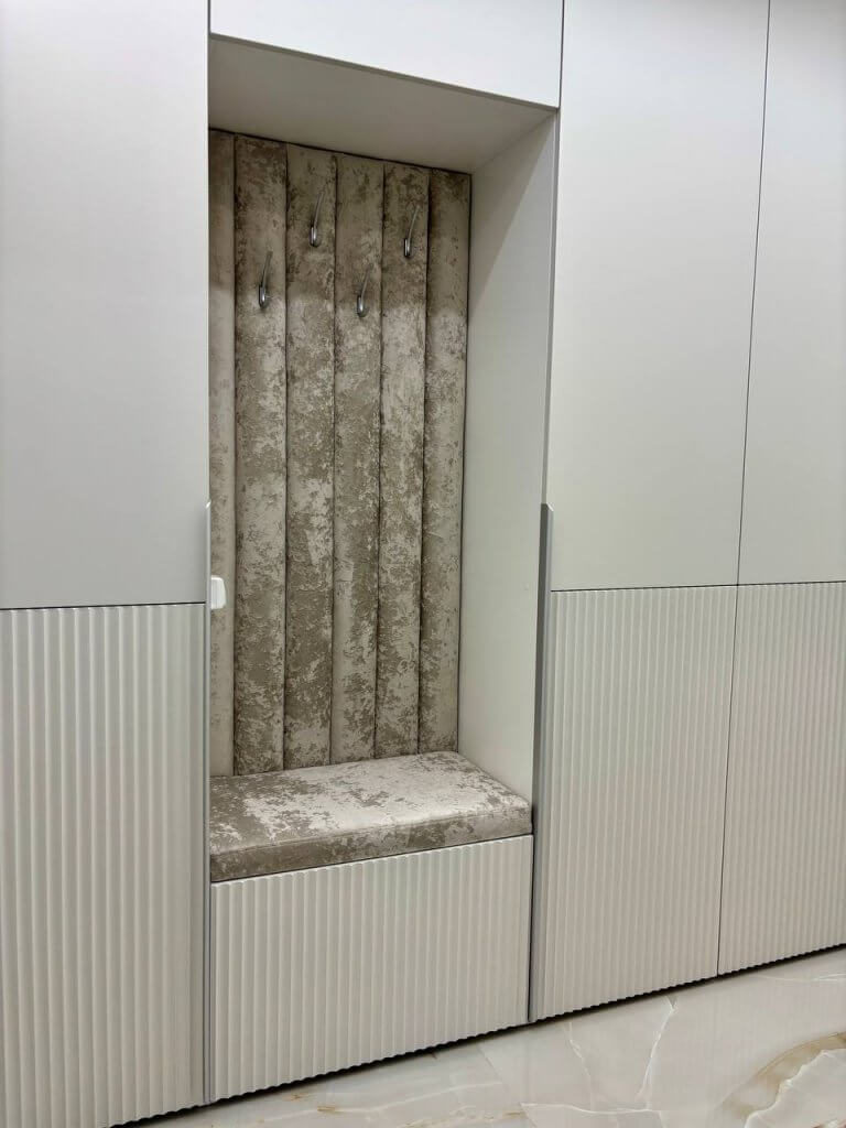 Перетяжка мебели